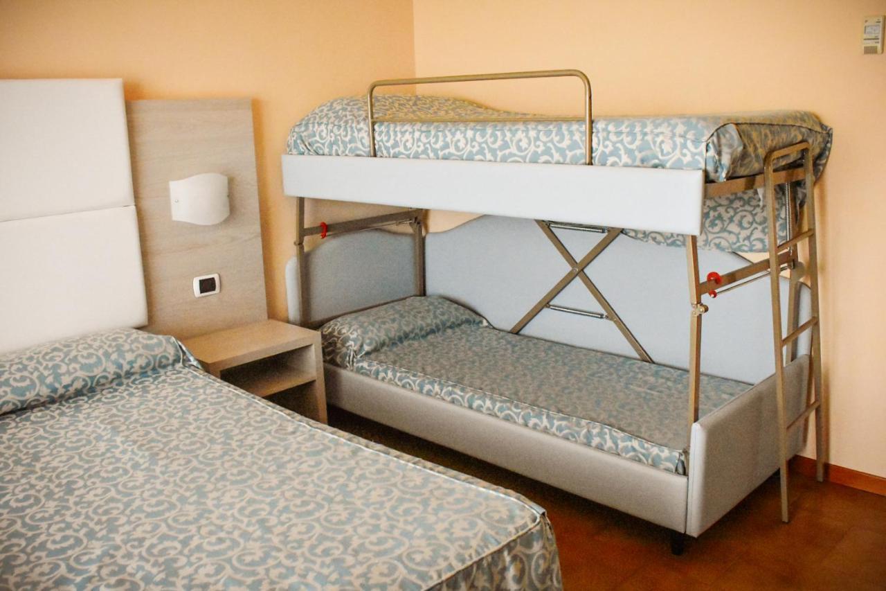 Hotel Costa Verde Tortoreto Ngoại thất bức ảnh